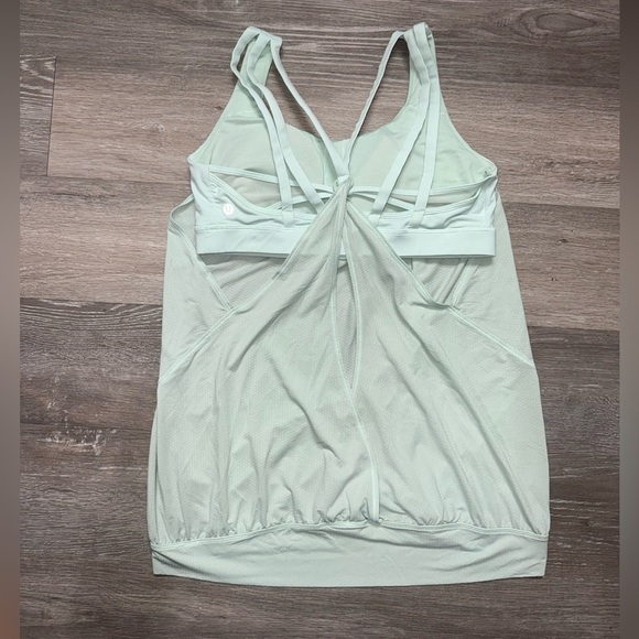 Lululemon Flow Y 2-1 tank  size 12 - Picture 4 of 9